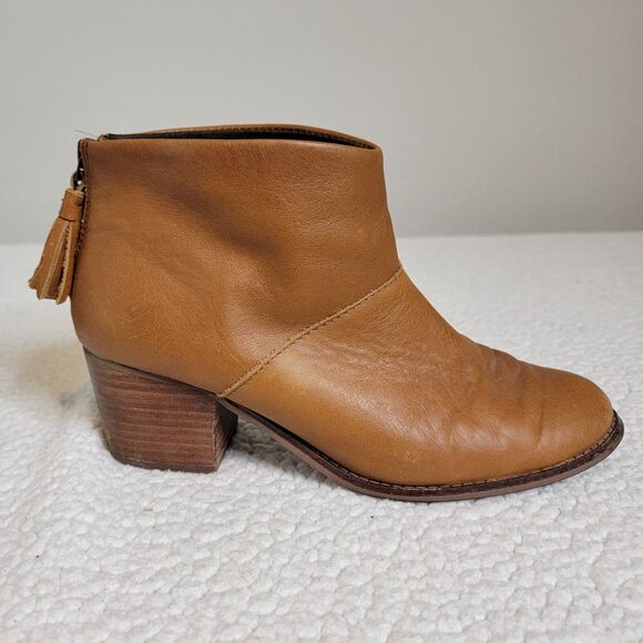 Tom's Women's Size 8.5 Carpe Diem Ankle Boots Booties Back Zipper Tassel Caramel - Picture 1 of 14